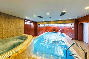Beskydy: zimní relax v Hotelu Hukvaldy s polopenzí a neomezeným wellness