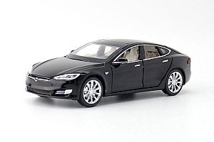 Model auta Tesla Model S a poštovné ZDARMA!