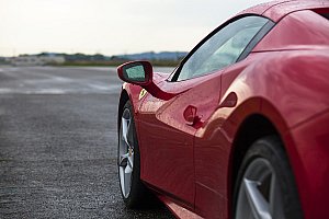 Jízda ve Ferrari 488 Spider na okruhu