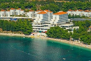 Chorvatsko: Střední Dalmácie přímo u pláže v Hotelu Labineca *** s all inclusive, bazénem a animacemi