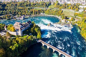 Víkend ve Švýcarsku u Rýnských vodopádů včetně návštěvy Curychu