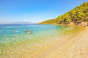 Chorvatsko: Karlobag jen 400 m od pláže v Apartmánech Bačić pro 3 osoby + klimatizace, kuchyňka a terasa