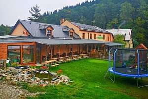 Jeseníky v Penzionu Stonožka s polopenzí, bazénem a privátním vstupem do sauny nebo vířivky + sleva