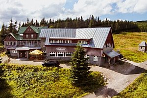Krkonoše ve Špindlerově Mlýně v Horské chatě Sedmidolí pro páry i rodiny + polopenze