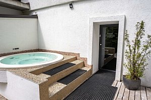 Nízké Tatry v Hotelu Ostredok *** se snídaní/polopenzí, wellness (vířivka, finská sauna) a Liptov Region Card