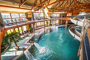 Bešeňová: Pobyt jen 1,2 km od termálních lázní v Penzionu Agrothermal se snídaněmi formou bufetu + parkování