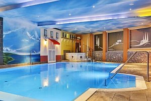 Aktivní i relaxační pobyt ve Schwarzwaldu: 4* Vital- und Wellnesshotel Albblick se snídaní, wellness a fitness