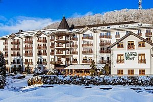 Kudowa-Zdrój: Hotel Verde Montana Wellness & Spa **** s polopenzí a neomezeným wellness + dětská herna