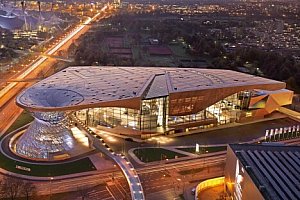 Zážitek pro automobilové fanoušky: Muzeum BMW v Mnichově včetně noclehu v prémiovém hotelu