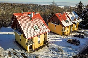 Vysoké Tatry přímo u ski areálu Starý Smokovec: Resort Vila  Credo se snídaní a lahví vína + sleva