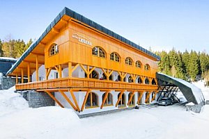 Krkonoše přímo u ski areálu: Špindlerův Mlýn v Hotelu Lesana *** s polopenzí, neomezeným wellness a kulečníkem