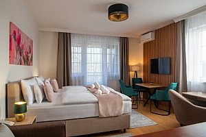 Lázně Sárvár v Holdvirág Hotelu *** s polopenzí, vstupem do termálů a neomezeným fitness + vyžití pro děti