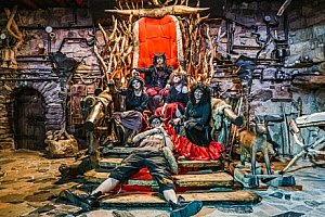 Hlinsko: Peklo Čertovina v Hotelu Kocourkov s polopenzí a wellness s 5 saunami + sleva do Pohádkové vesničky