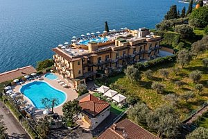 Itálie v letovisku Toscolano Maderno u jezera Garda: 4* Hotel Piccolo Paradiso s all inclusive a 2 bazény