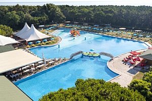 Jaderské moře blízko památek UNESCO: Ravenna u pláže v Residenci Mare Pineta *** s bazény + zábavný program