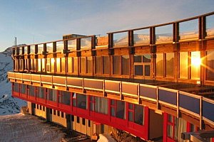 Val Senales v nejvýše položeném hotelu v Evropě: Glacier Hotel Grawand *** s polopenzí, 3 saunami a lanovkou