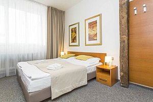 Praha 1,4 km od Vyšehradu: Pobyt ideální pro rodiny v Penzionu Akát se snídaní a láhví sektu + děti zdarma