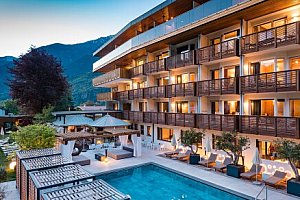Jižní Tyrolsko pro celou rodinu v 5* Hotelu Das Paradies s polopenzí plus, bazény, saunami a bohatým vyžitím