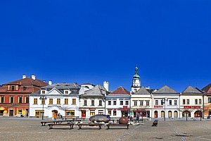 Jesenicko: Centrum Bruntálu v Hotelu Slezan *** se snídaní + vstup do wellness (bazén, vířivka, sauna)