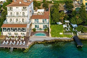 Malcesine a Lago di Garda v Hotelu Vega *** se snídaní formou bufetu, venkovním bazénem, plavbou lodí a pizzou