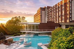 Maďarsko 750 m od jezera Hévíz: 4* Ensana Thermal Aqua Health Spa Hotel s all inclusive + termální wellness