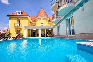 Pobyt u NP Bukové hory a lázeňského Egeru v Hotelu Villa Park *** se snídaní a neomezeným wellness + herna