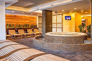 Sárvár ve 4* Hotelu Bassiana se snídaní nebo polopenzí + neomezené wellness, procedury a vstup do termálů