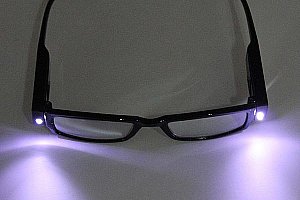 Dioptrické brýle na čtení s LED osvětlením a poštovné ZDARMA!