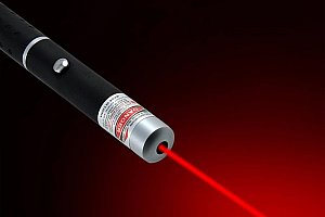 Kvalitní laserové pero - více barev paprsku a poštovné ZDARMA!