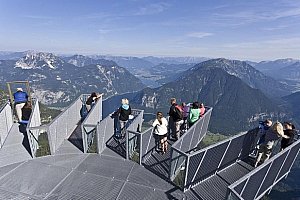 Dachstein – vyhlídka "Pět prstů" a mamutí jeskyně v Rakousku