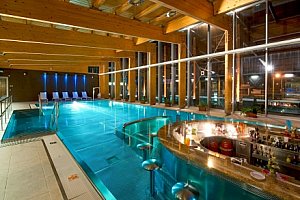 Vysoké Tatry: Hotel Tatranec u ski areálu + polopenze a slevy do aquaparků