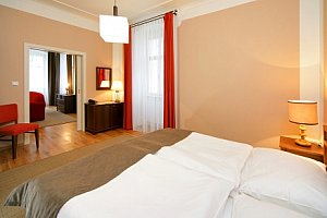 Romantické Krkonoše: Hotel U Zvonu *** s polopenzí, privátním wellness a sektem