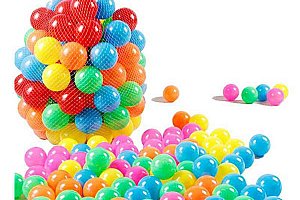 Sada 10 ks barevných plastových míčků a poštovné ZDARMA!
