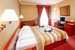 Maďarsko: Eger v Hotelu Ködmön **** s neomezeným wellness, vstupem do termálních lázní a polopenzí
