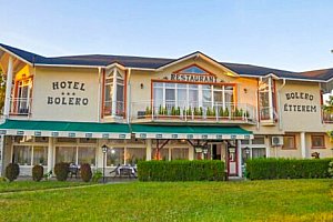 Győr v Hotelu Bolero *** se vstupem do termálních lázní Rába Quelle, welcome drinkem a polopenzí