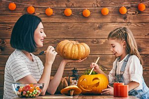 Podzim na Vysočině: Halloween a Uspávání broučků v Resortu Šikland s animačním programem a snídaněmi