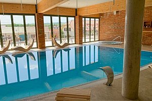 Jižní Morava: Valtice v luxusní Prosecco Residenci Marko *** s wellness (bazény, vířivka), hřištěm a polopenzí