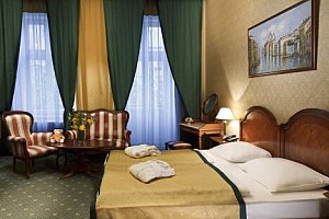 Karlovy Vary blízko kolonád i památek v Hotelu Ostende **** s procedurami a bohatou polopenzí
