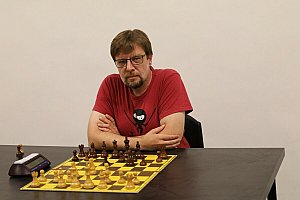 Šachové kurzy a zápasy s mistrem