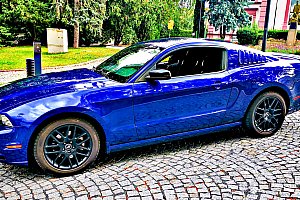 Dunivá jízda ve Ford Mustang 2014