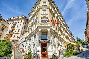 Karlovy Vary: Léčba po covidu na 8 dní ve Spa Hotelu Schlosspark **** s polopenzí a bazénem + 15 procedur