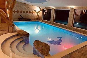 Podzim a zima v Hotelu Podlesí na 2 nebo 3 noci s bazénem i vířivkou