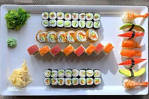 Až 108 kousků lahodného sushi v restauraci Boombay v Ostravě